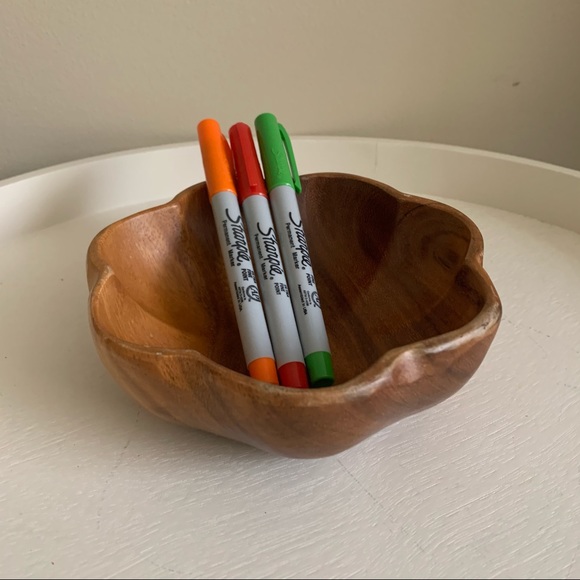 🦉/ Decorative Wooden Monkey Pod Bowl/Dish - Picture 7 of 7